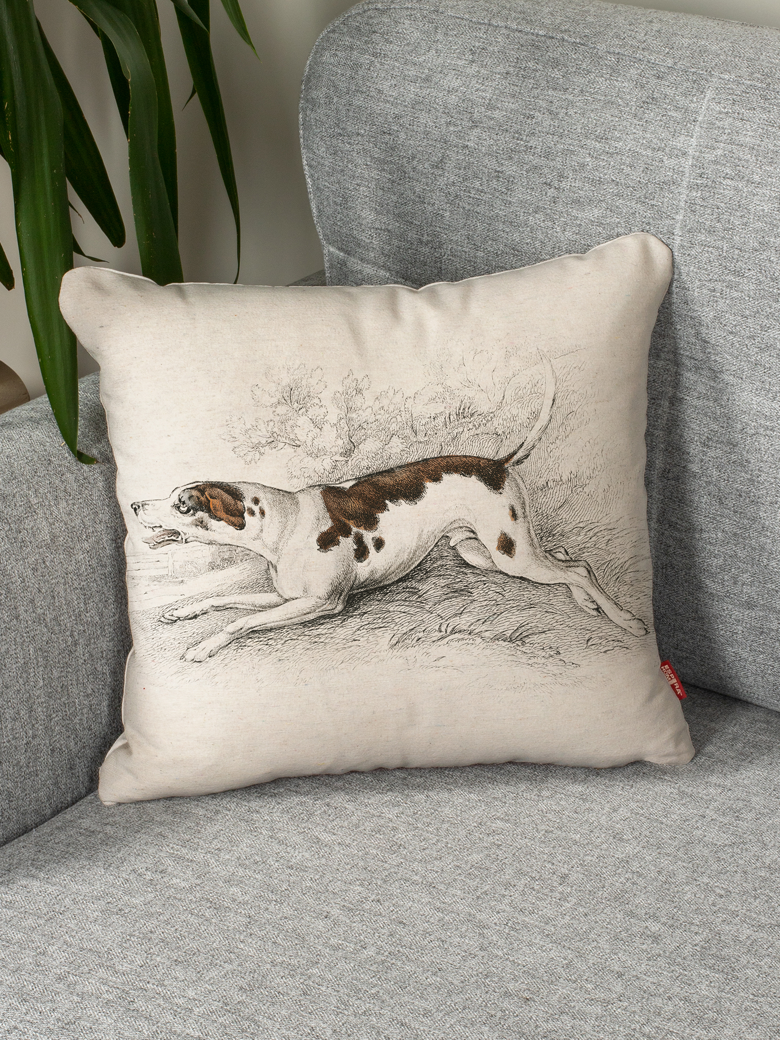 Декоративная подушка на диван • Deco / Деко •  Стюарт, Джеймс  Фоксхаунд 45 х 45 см